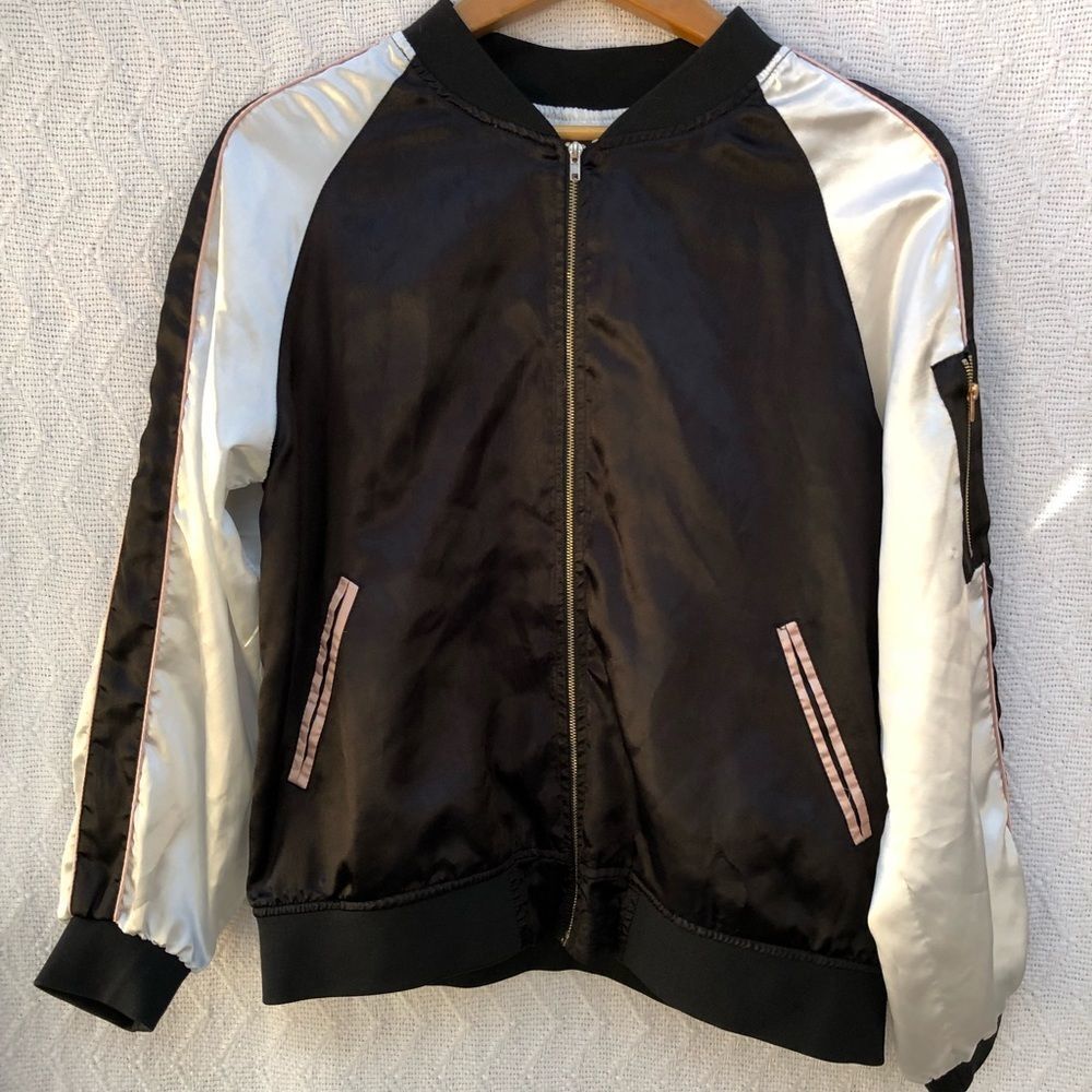 Casting La Jacket - image 2